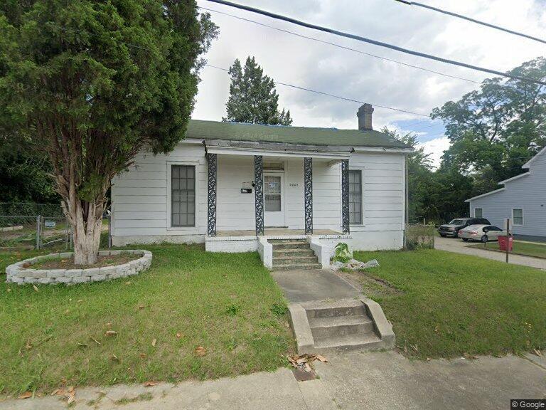 Investors! Come see this charming Bungalow was built in 1847 and has withstood the test of time. It has a NEW ROOF and is just waiting for your modern upgrades!. With 1457 Sq. ft. this 3 bedroom 1 bathroom had lots of room for your creative touch. :You can add some vintage flair to your rental portfolio. Come see this TODAY.