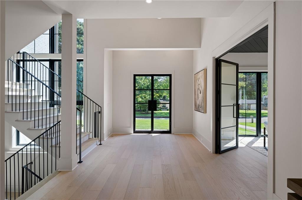 1671 Manhasset Drive