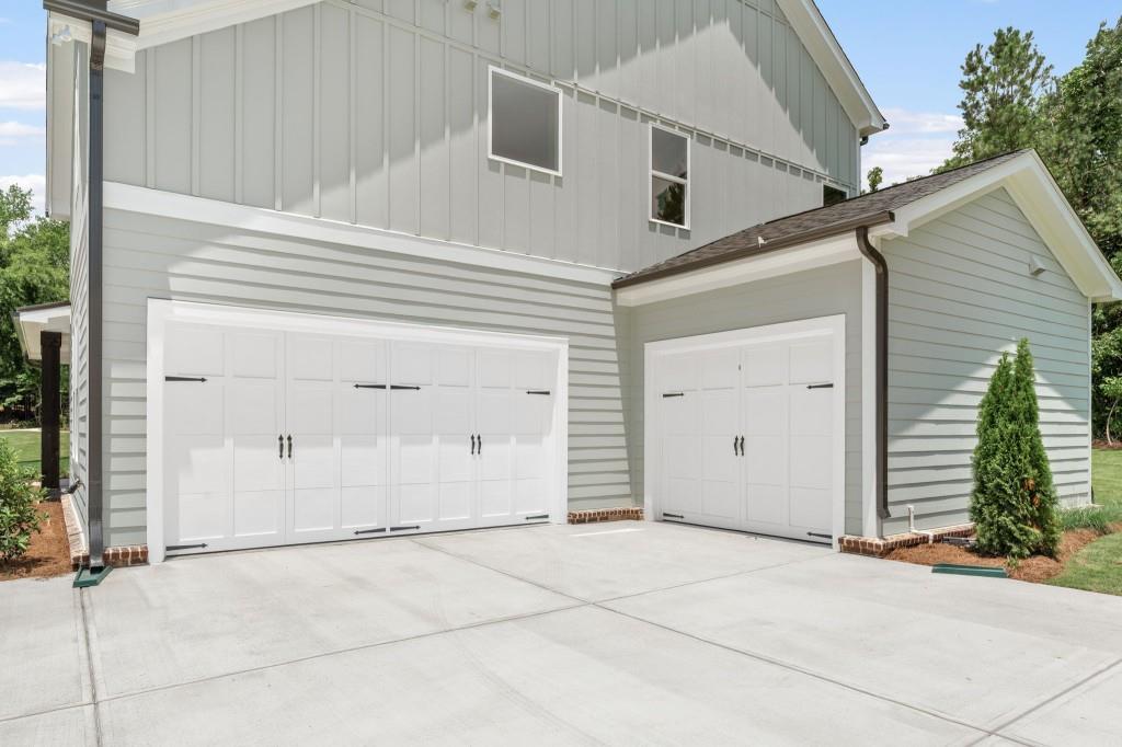 9155 Greenway Court