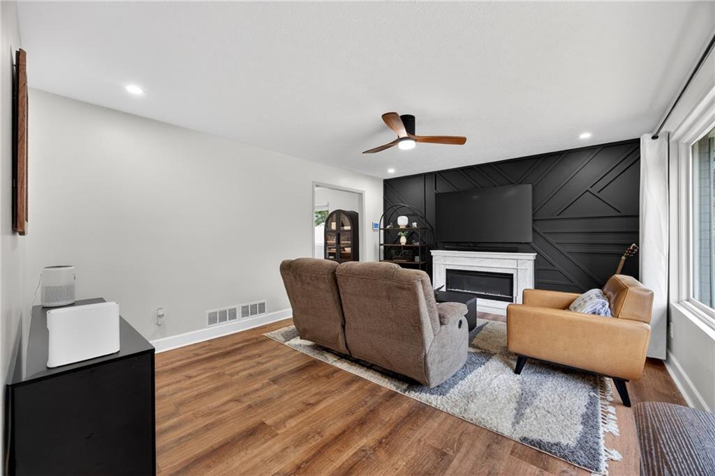 1392 Willow Trail