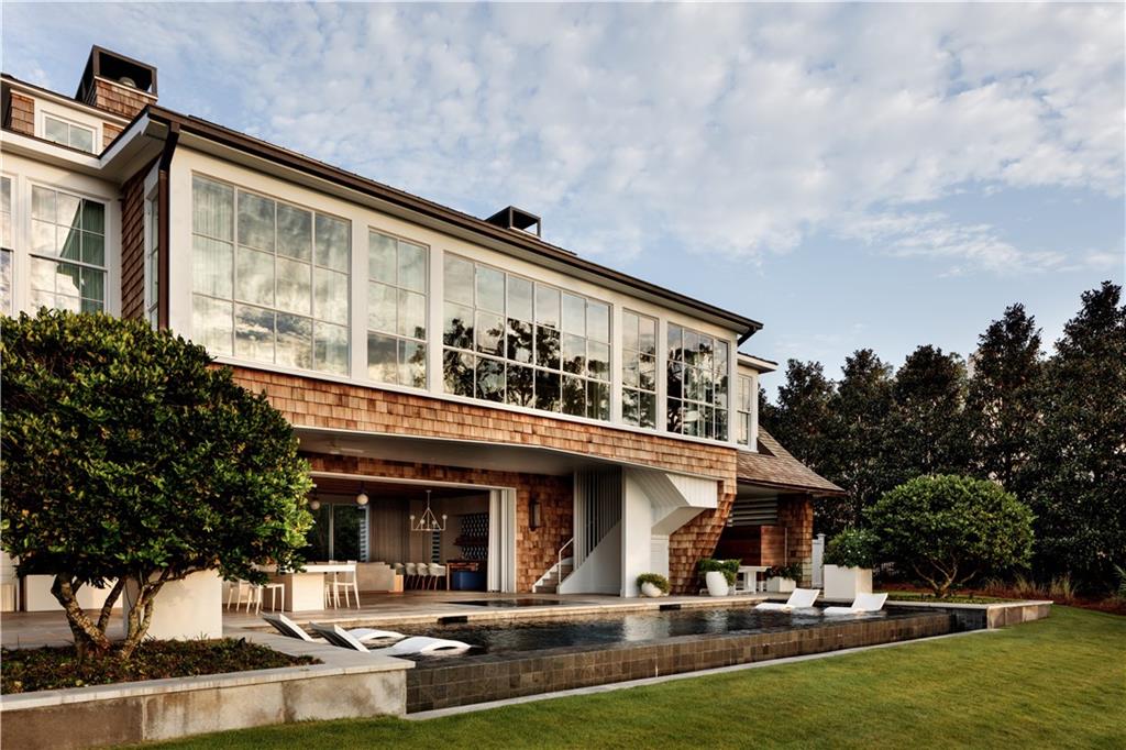 319 W 50th Street