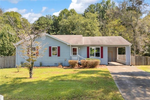 Homes For Sale - 374 Meadow Trace Drive<br/> Barrow County, Auburn, GA 30011