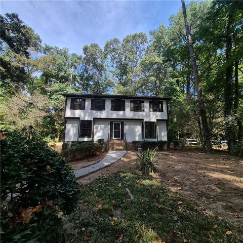 Homes For Sale - 2201 Brookfield Circle<br/> Lawrenceville, GA 30043