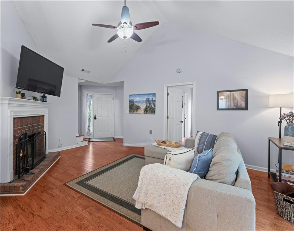 732 S Fairfield Drive, Peachtree City, Georgia image 7