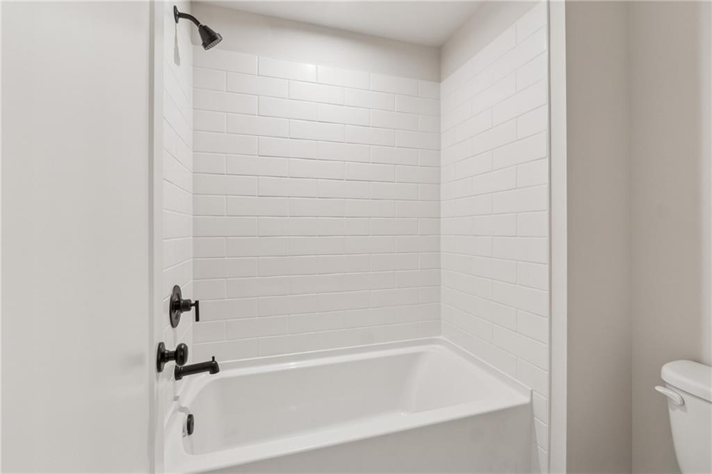 2445 Hidden Creek Road, Kennesaw, Georgia image 34