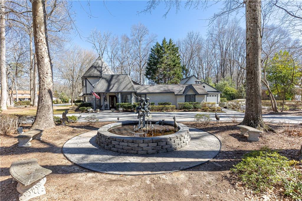 4210 Gatewood Lane, Peachtree Corners, Georgia image 6