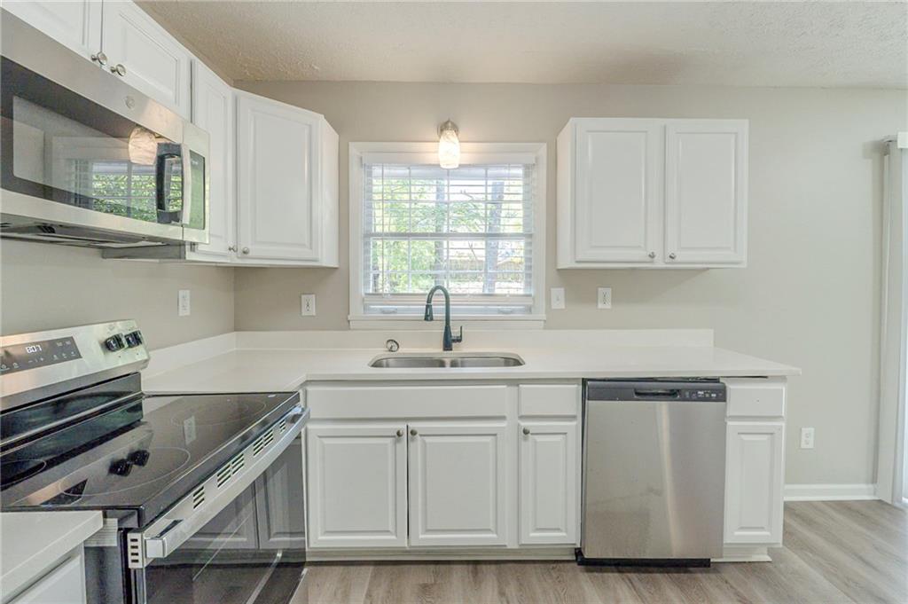 1477 Patricia Drive, Morrow, Georgia image 6
