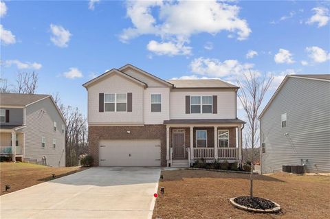 Homes For Sale - 4770 Burningbush Way<br/> Cumming, GA 30040