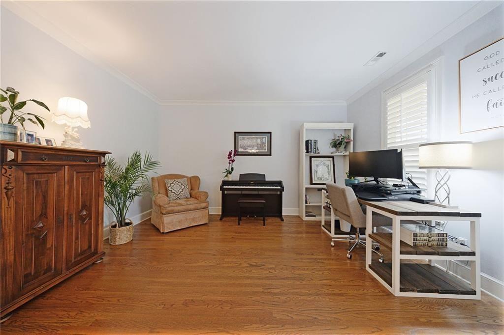 1205 Centennial Crossing