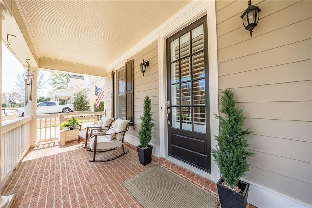 1205 Centennial Crossing