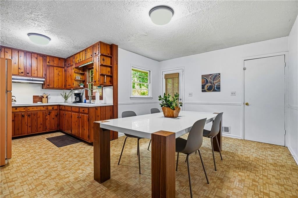 640 Farrar Court
