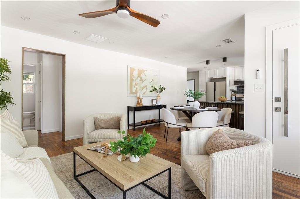 2228 Glendale Drive