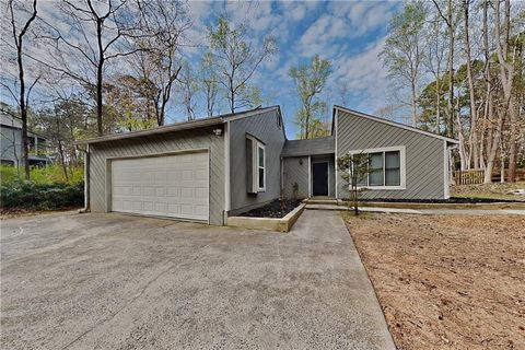 Photo of 2041 Kramer Way, Marietta, GA 30062 (MLS # 7744648)