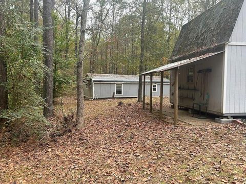 A home in Whitesburg