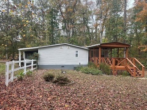 A home in Whitesburg