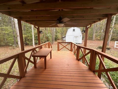 A home in Whitesburg