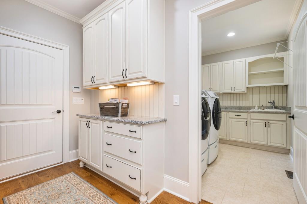 Kennesaw, Georgia, 30152, United States, 5 Bedrooms Bedrooms, ,4 BathroomsBathrooms,Residential,Active,2013672