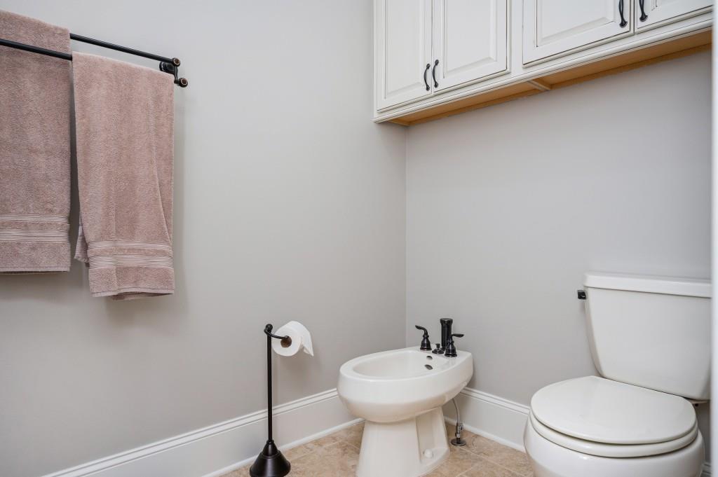 Kennesaw, Georgia, 30152, United States, 5 Bedrooms Bedrooms, ,4 BathroomsBathrooms,Residential,Active,2013672