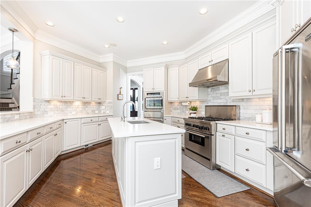 825 Glengate Place, Atlanta, Georgia image 32