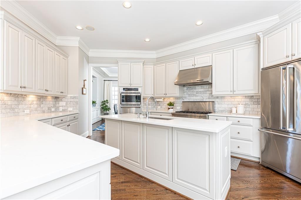 825 Glengate Place, Atlanta, Georgia image 30