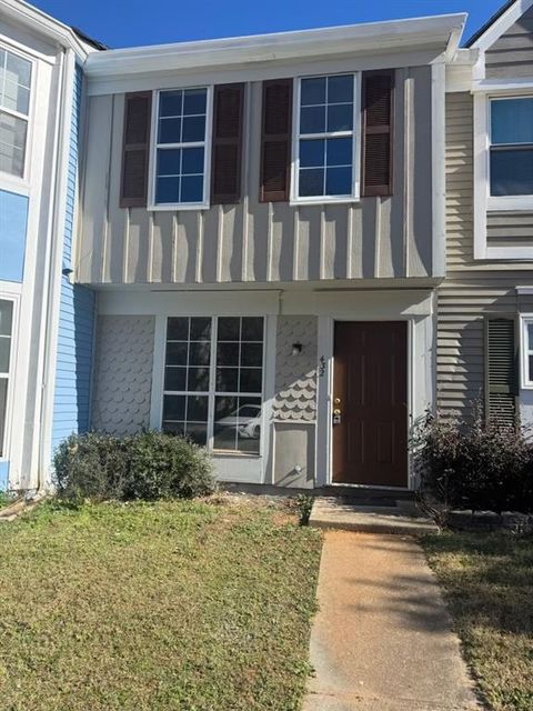 Townhouse For Sale - 432 Prince Of Wales<br/> Stone Mountain, GA 30083