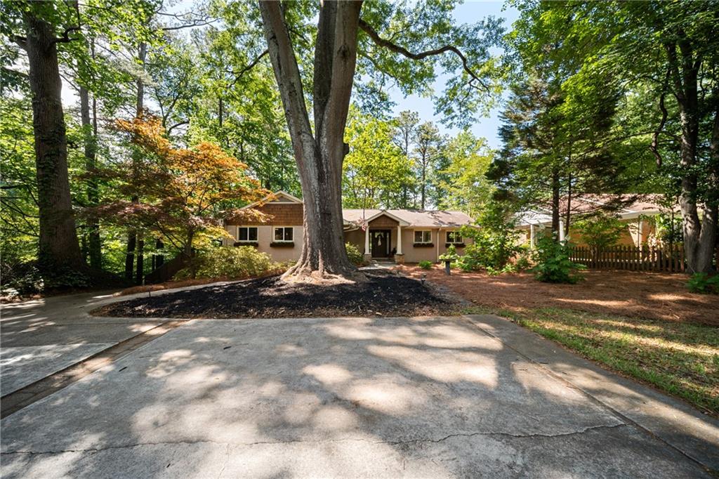 1404 Briarcliff Road NE