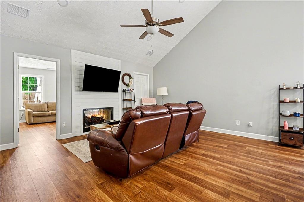 315 Shadowbrooke Circle