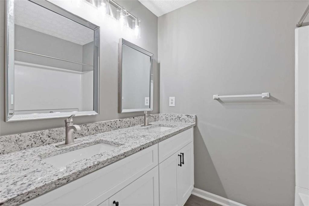 2566 Walden Lake Drive, Decatur, Georgia image 22