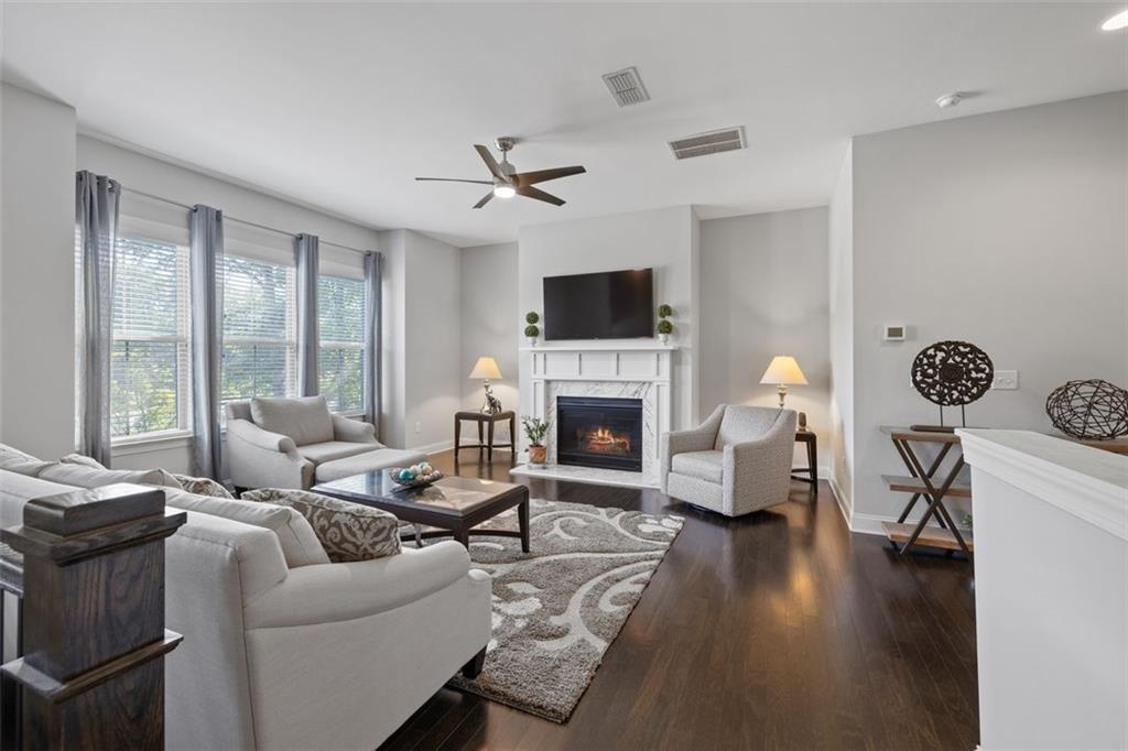 5504 CAMERON PARC Drive