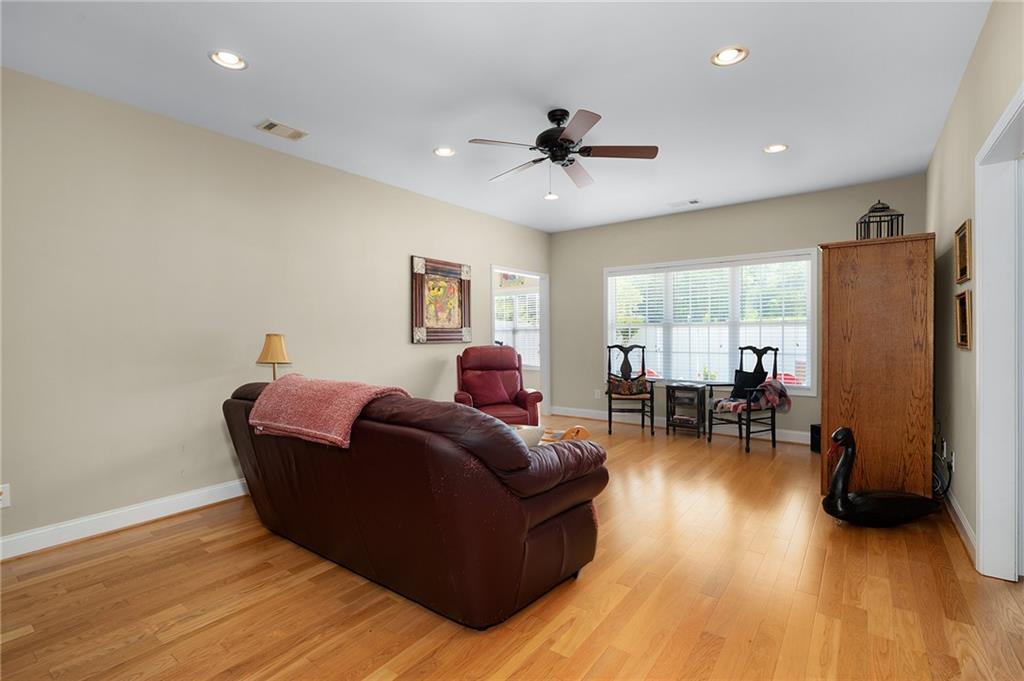 221 Regency Lane, Calhoun, Georgia image 6
