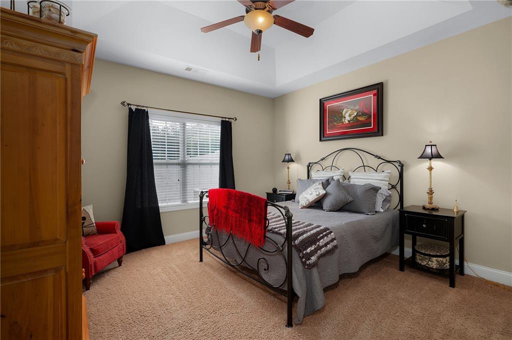 221 Regency Lane, Calhoun, Georgia image 17