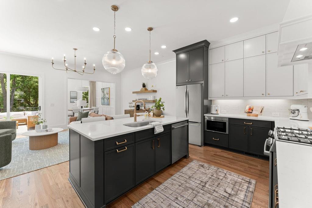 281 White Street NW 5