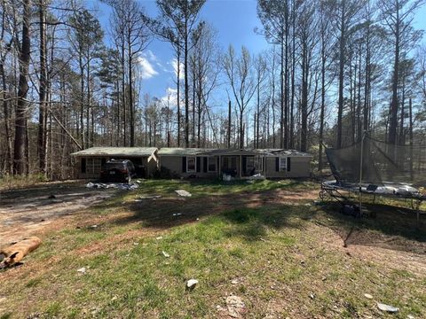 Homes For Sale - 104 Cedar Lane<br/> Buchanan, GA 30113