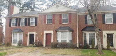 FULLY Remodeled. 2 spacious rooms each with its own full bathroom- Large closets, Quiet neighborhood. Great Smyrna location- easy access to highway- Available immediately- Pets===- (pls call or email for details)- Nice kitchen with white cabinets and granite countertops - Bay window - small but fenced and quaint backyard- *****If working with an agent, please have them show you the property and call for details. Must have good rental history and 2x rent fee income - Application fee is $50 p adult and includes credit and back ground ck.
