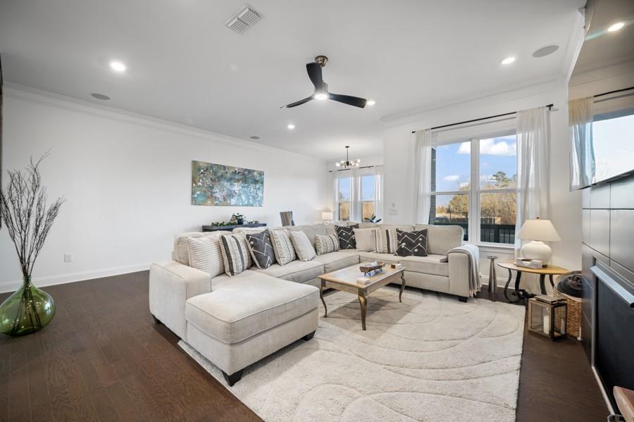 3208 Sonnet Walk SE