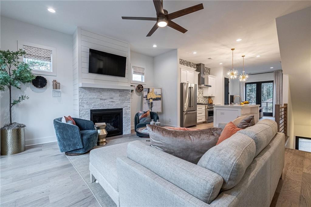 2323 Mason Drive D21