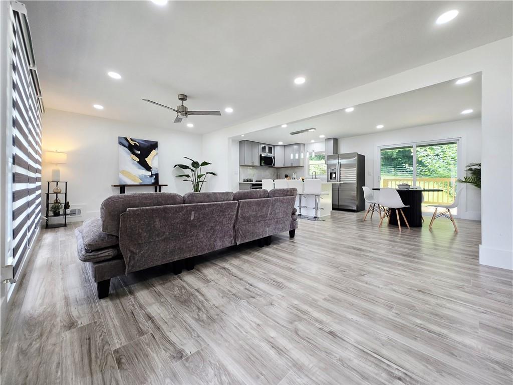 2400 Glenrock Drive