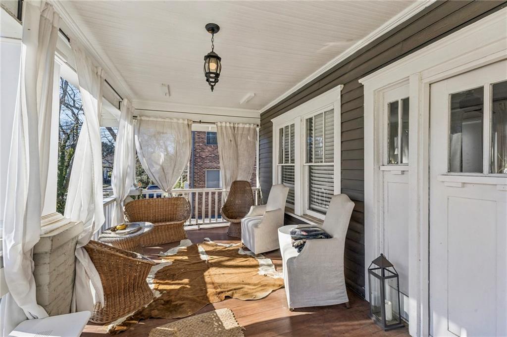 1271 Greenwich Street SW