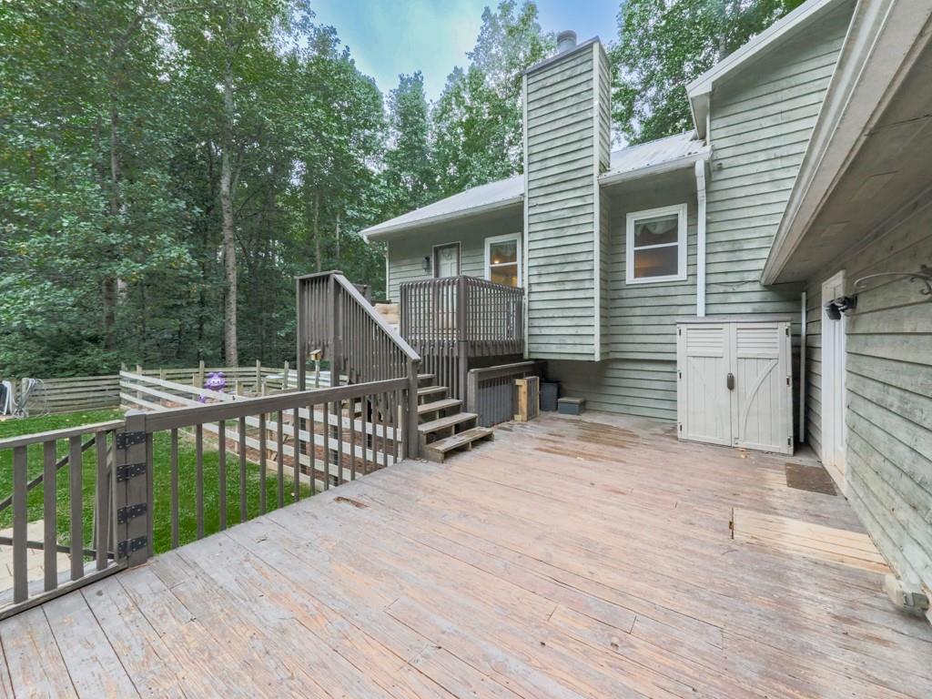 819 Victoria Place