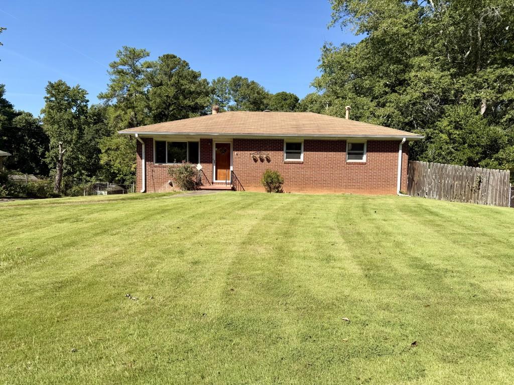 3226 Woodview Drive SE