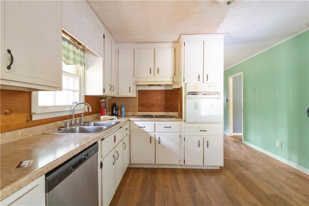 2255 Williams Lane