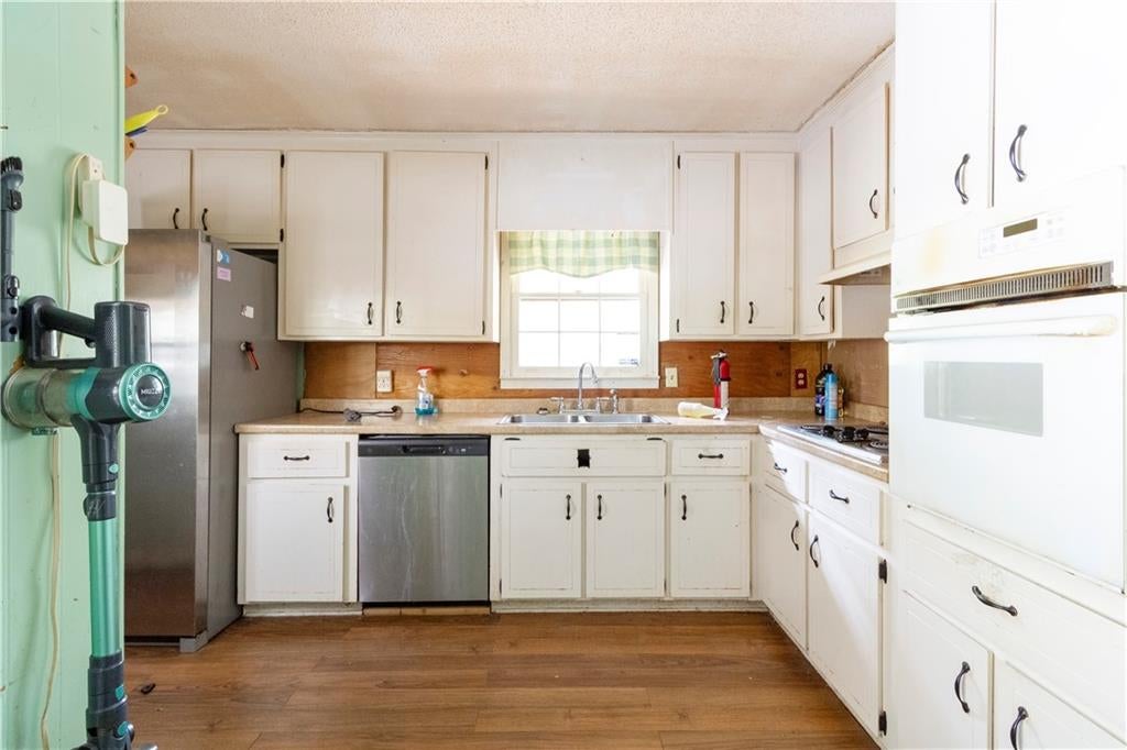 2255 Williams Lane