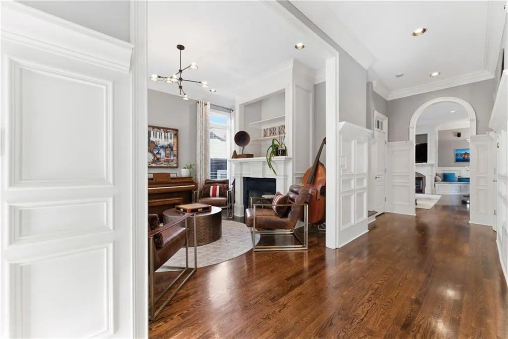 Atlanta, Georgia 30312, United States, 6 Bedrooms Bedrooms, ,7 BathroomsBathrooms,Residential,Active,245909