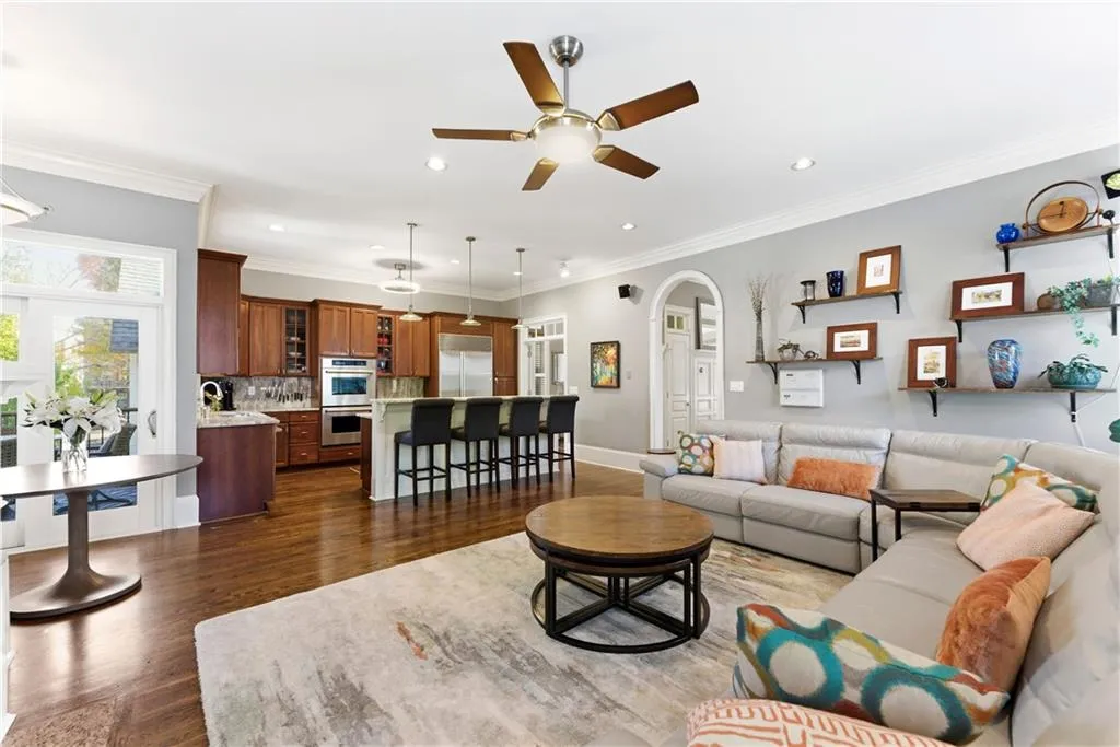 Atlanta, Georgia 30312, United States, 6 Bedrooms Bedrooms, ,7 BathroomsBathrooms,Residential,Active,245909