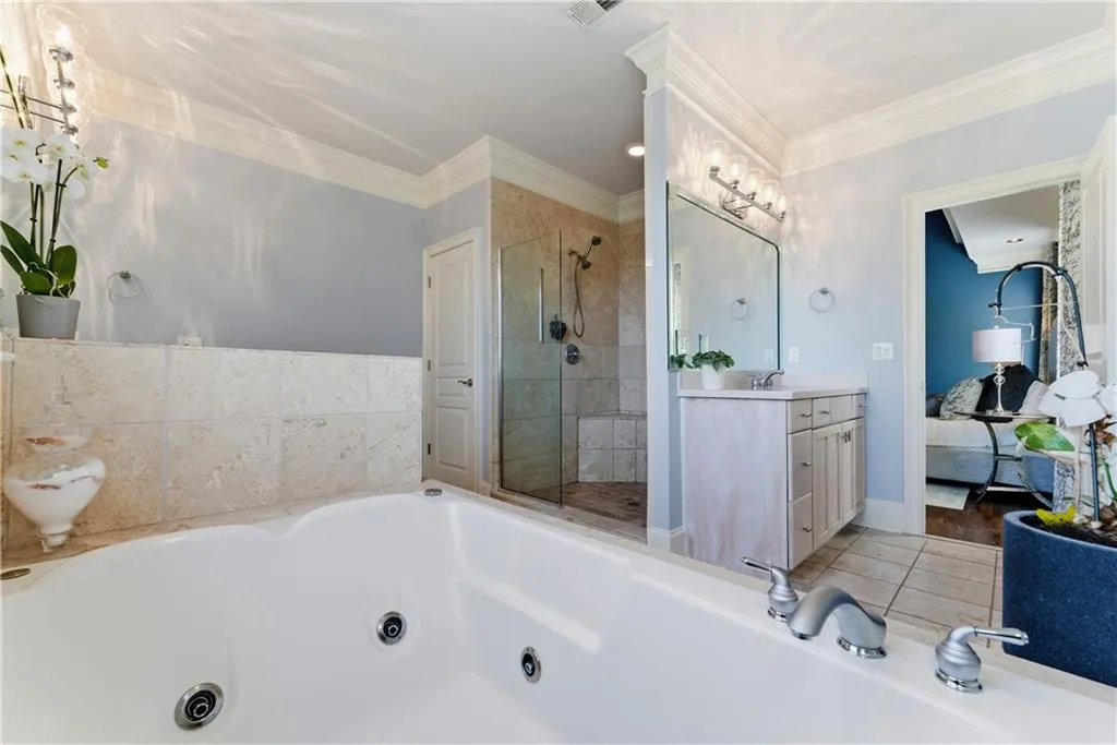 Atlanta, Georgia 30312, United States, 6 Bedrooms Bedrooms, ,7 BathroomsBathrooms,Residential,Active,245909