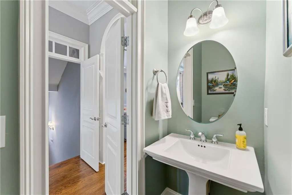 Atlanta, Georgia 30312, United States, 6 Bedrooms Bedrooms, ,7 BathroomsBathrooms,Residential,Active,245909