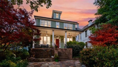 574 EAST Avenue NE Atlanta GA 30312