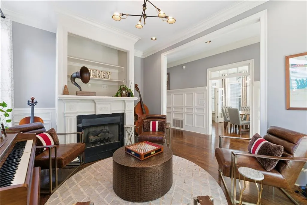 Atlanta, Georgia 30312, United States, 6 Bedrooms Bedrooms, ,7 BathroomsBathrooms,Residential,Active,245909