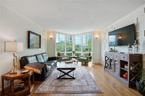 Condominium in Atlanta GA 2870 Pharr Court South 7.jpg