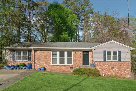 2434 Skyland Trail NE Brookhaven GA 30319